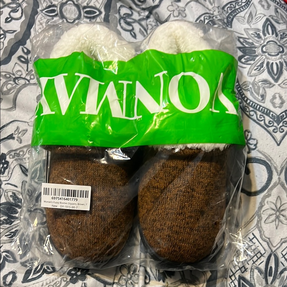 Vonmay Brown and White Slippers Size 7